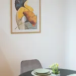 Retreat Unirii Mansion Διαμέρισμα