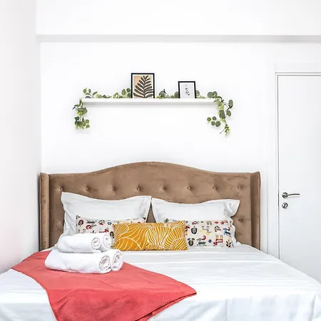 Retreat Unirii Mansion *