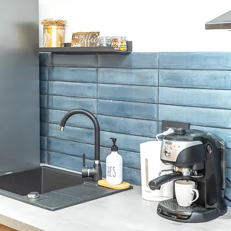 Retreat Unirii Mansion Апартаменты *