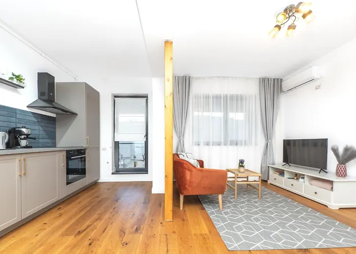 Retreat Unirii Mansion