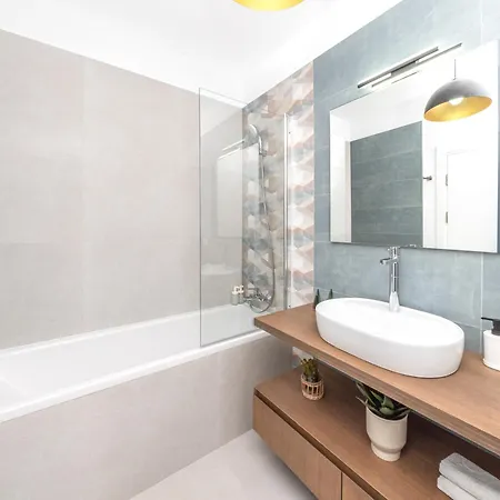 公寓 Retreat Unirii Mansion 布加勒斯特
