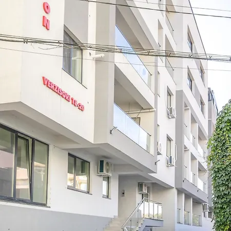 Retreat Unirii Mansion * 布加勒斯特