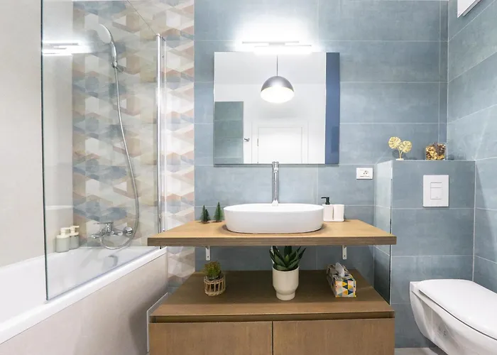 Retreat Unirii Mansion