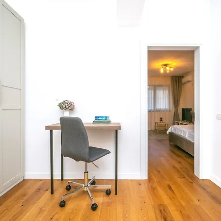 Retreat Unirii Mansion Appartement
